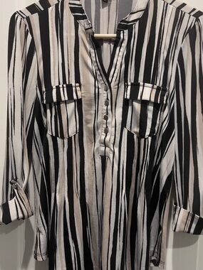 Cocomo Black, White & Cream Striped Button-Front Shirt, small